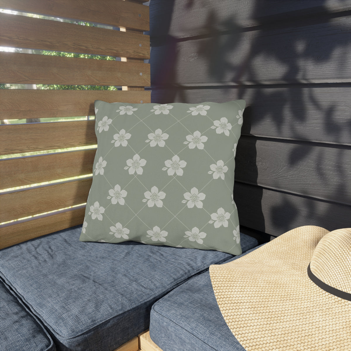 Sage Green 🌿 Outdoor Pillow