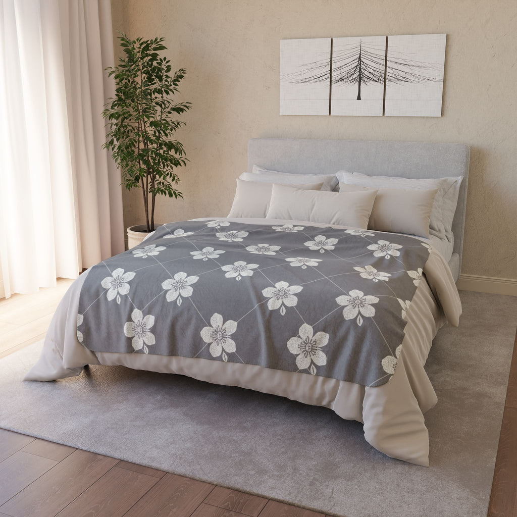 Cool Gray 🩶 Floral Fleece Sherpa Blanket Throw